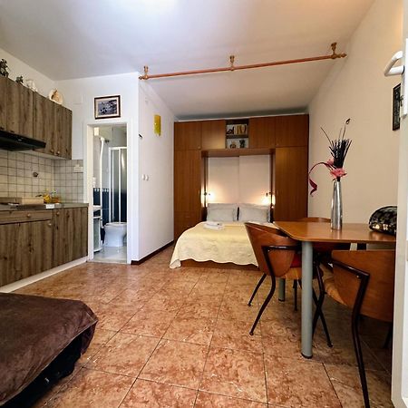 Grgur Studio Apartments Split Kültér fotó